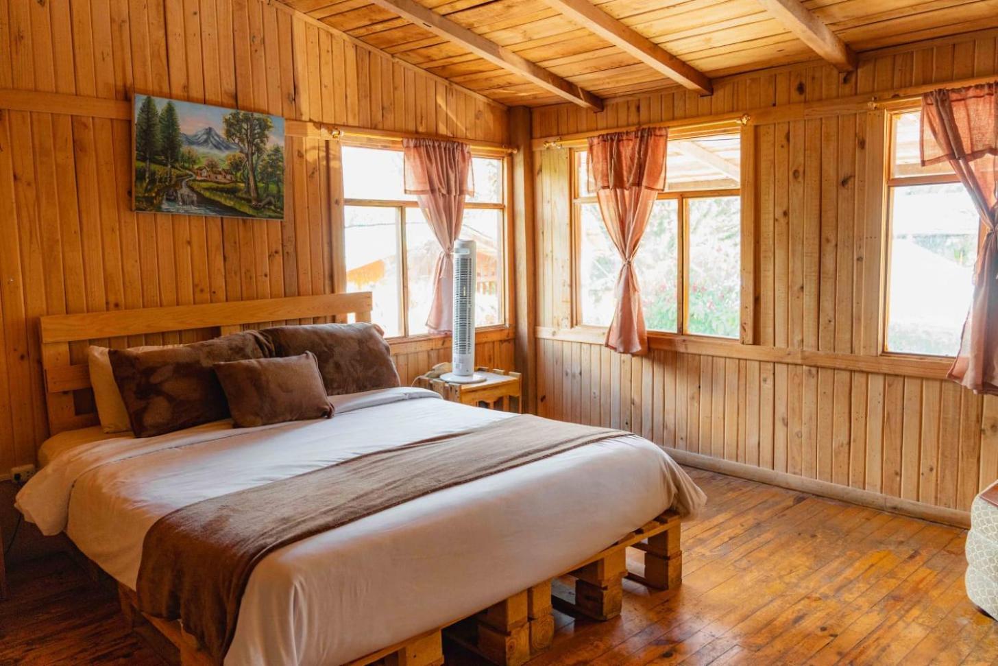 Mindo Glambird Glamping & Lodge ภายนอก รูปภาพ