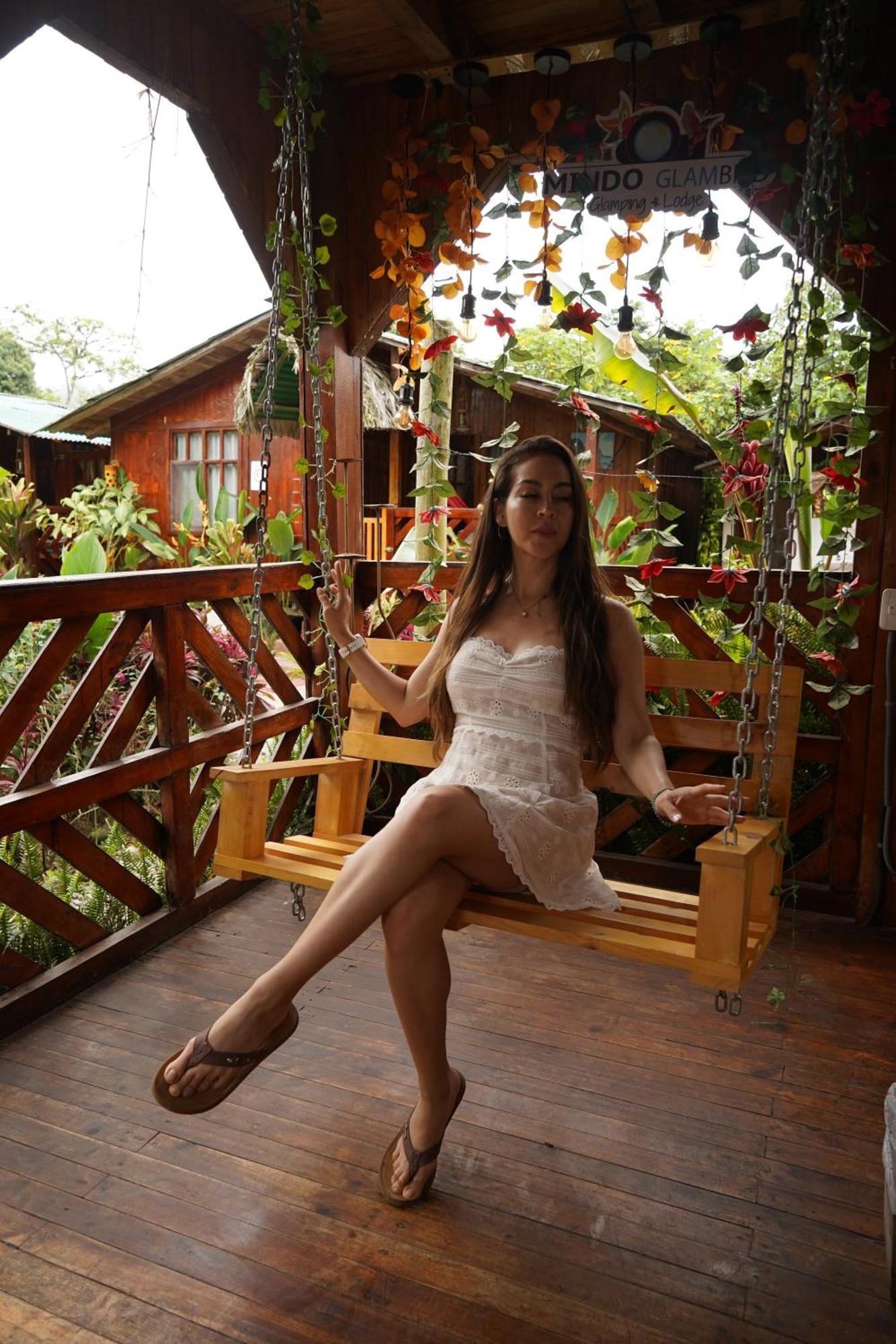 Mindo Glambird Glamping & Lodge ภายนอก รูปภาพ